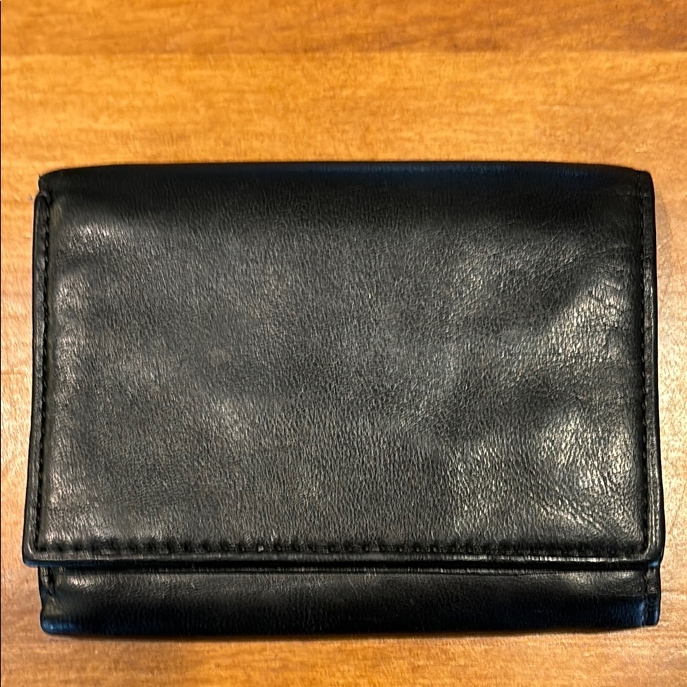 BUXTON Men’s Black Leather Trifold Wallet Key Holders ID Slot Card & Cash Slots
